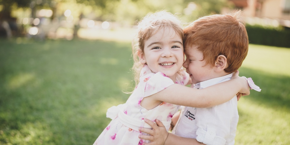 fotografia all'aperto luce naturale bambini felicità Bientina fotografo